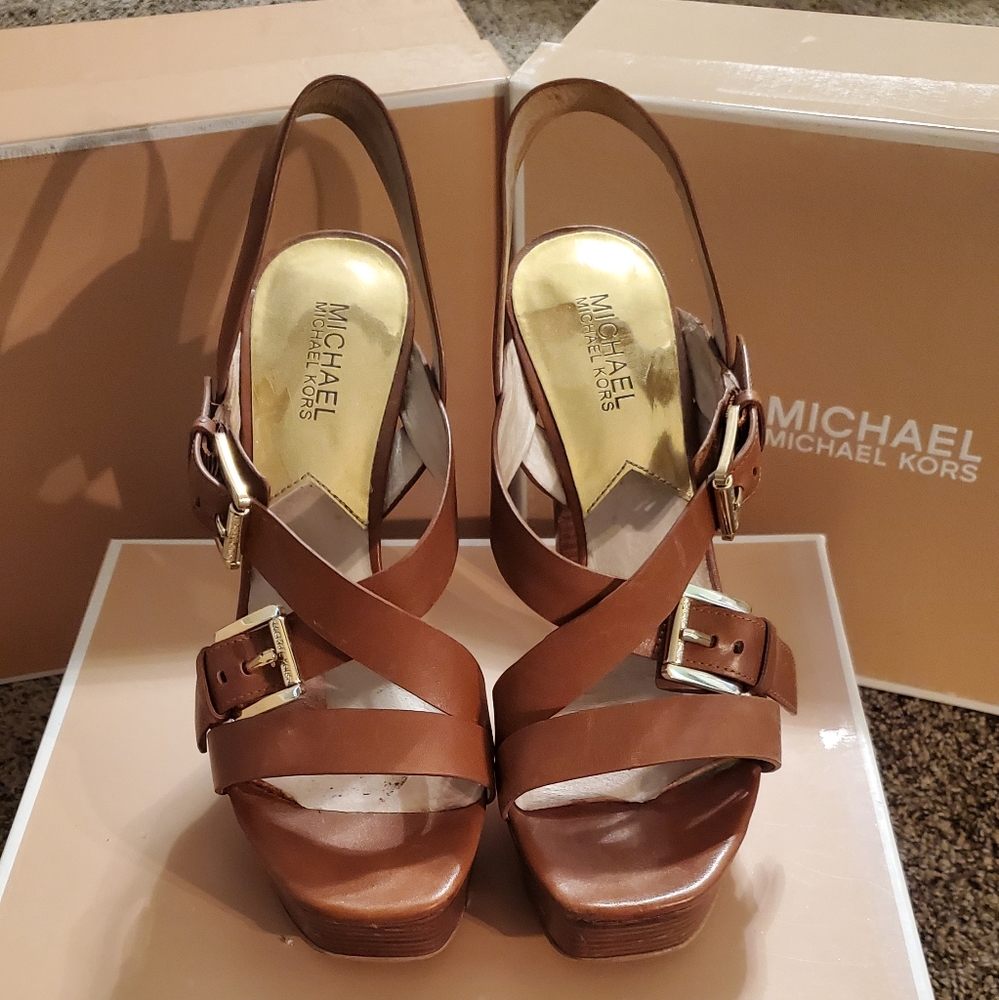 Michael Kors Platform Heels - Picture 2 of 6